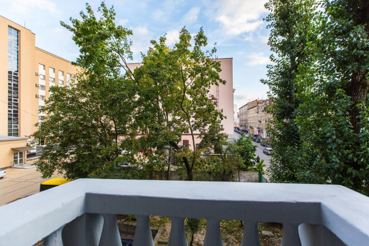 Avangard Kulisha 6B Apart Lviv Kültér fotó